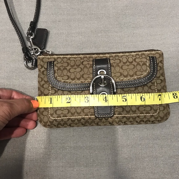 Coach signature soho buckle wristlet in brown - Picture 10 of 11